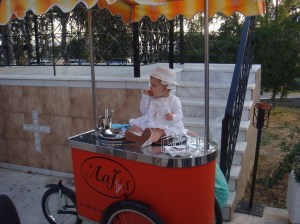 Eftichia op de ijscokar