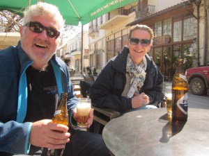 Biertje in Xirokambi