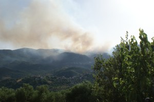 brand boven Skamnaki